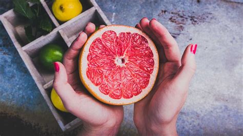 Las 20 frutas más saludables del mundo .